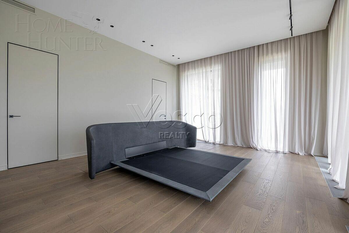 2-этажный коттедж 1 300 м² с отделкой