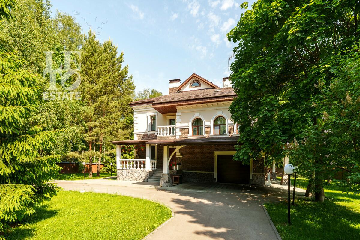 2-этажный коттедж 637 м² с отделкой