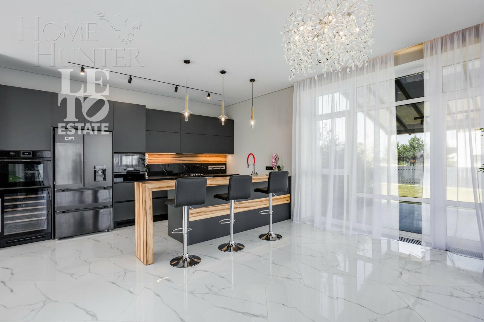 2-этажный коттедж 430 м² с отделкой