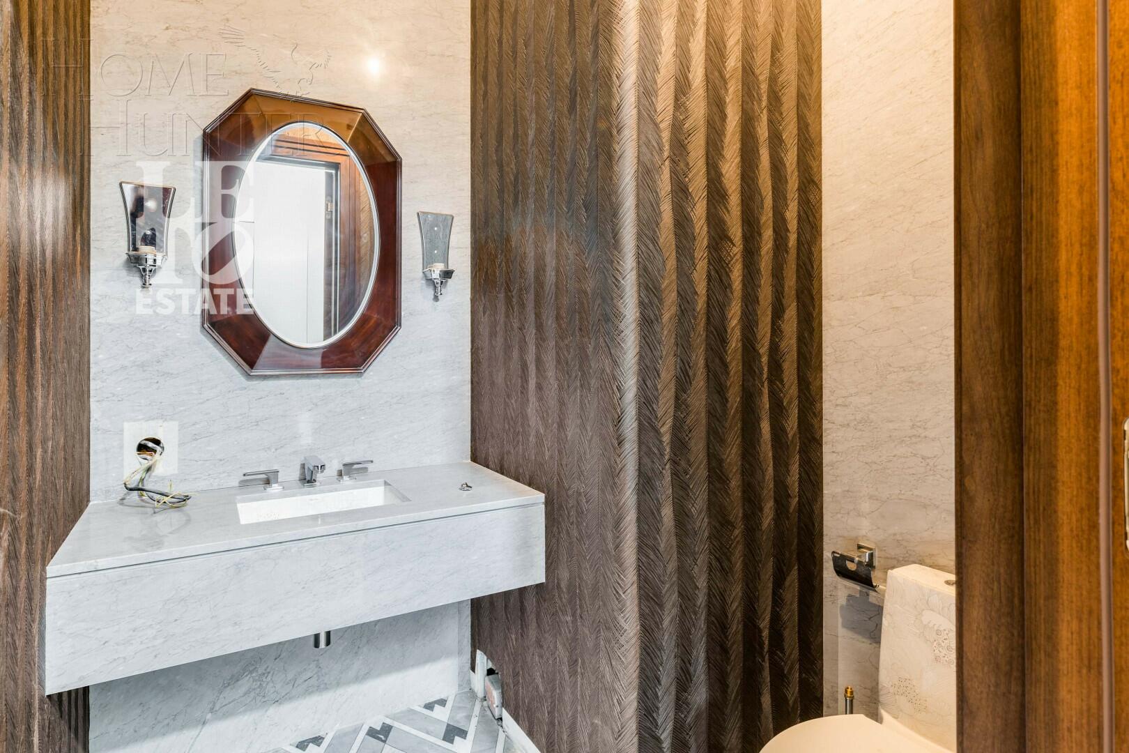 2-этажный коттедж 1 244 м² с отделкой