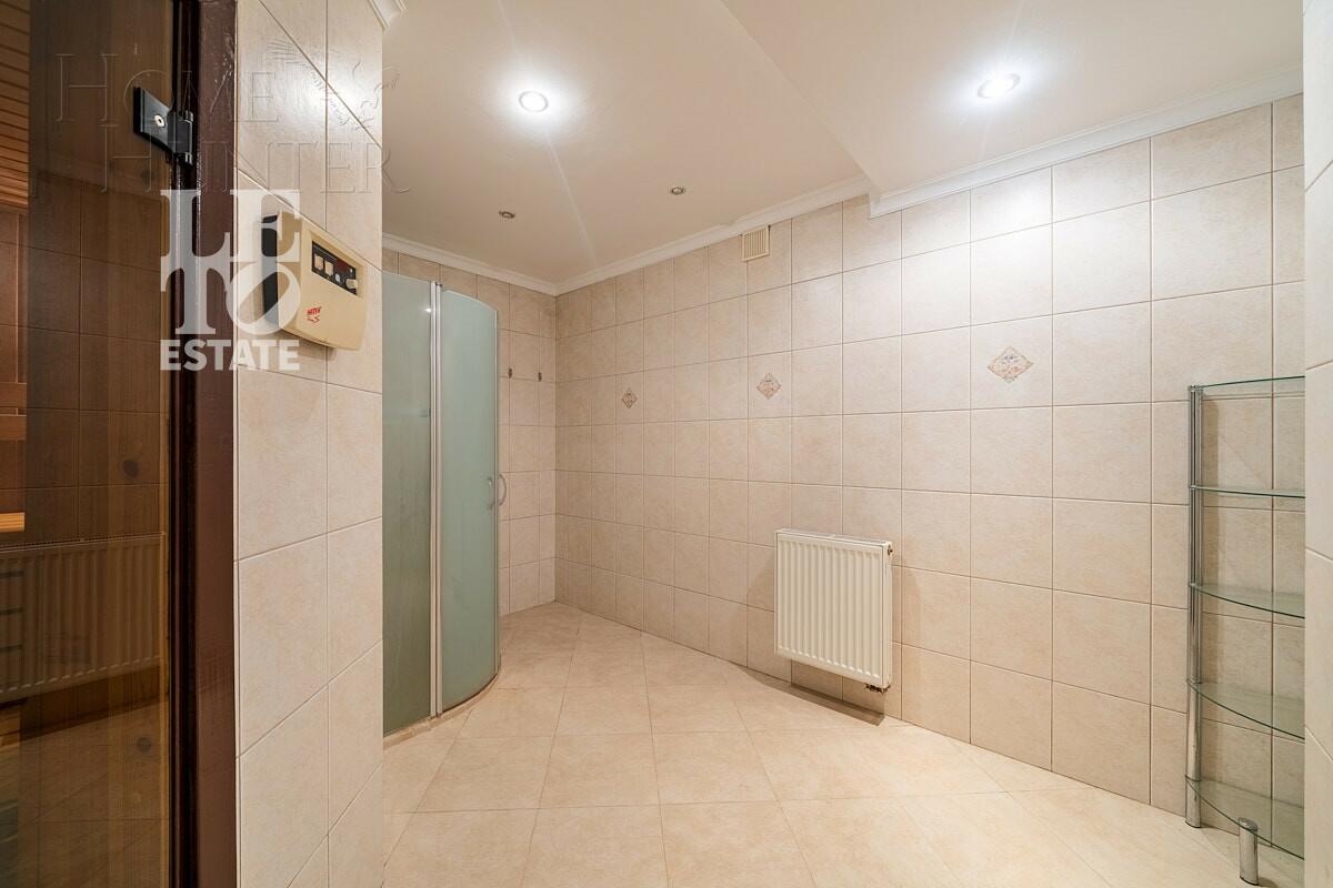 2-этажный коттедж 650 м² с отделкой