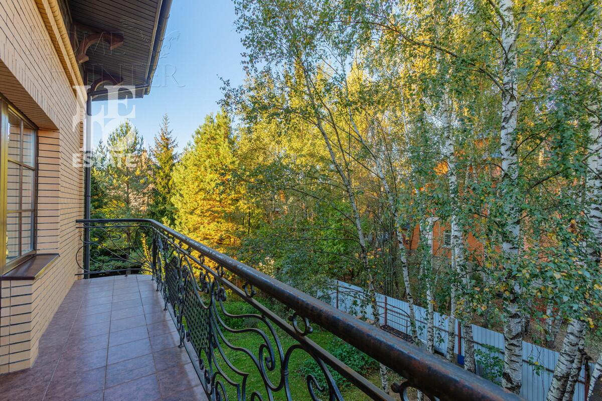 3-этажный коттедж 788 м² с отделкой