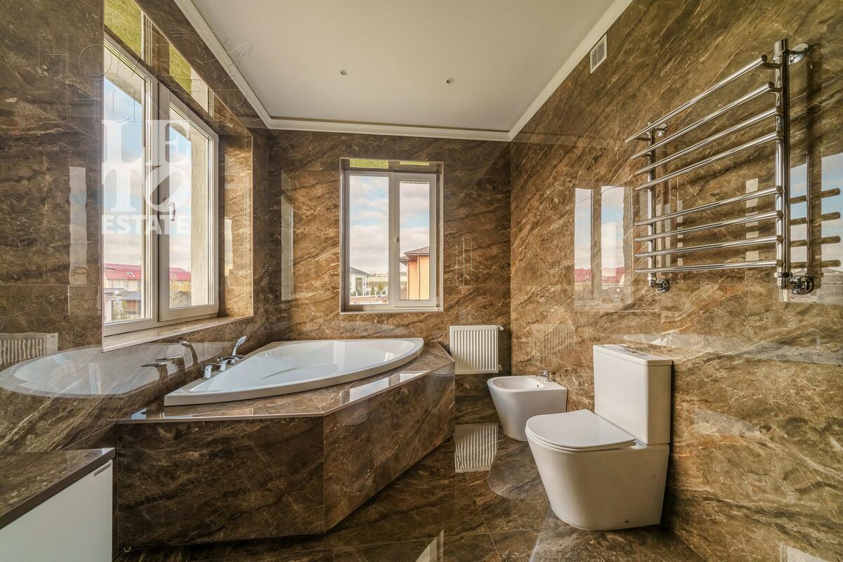 2-этажный коттедж 307 м² с отделкой