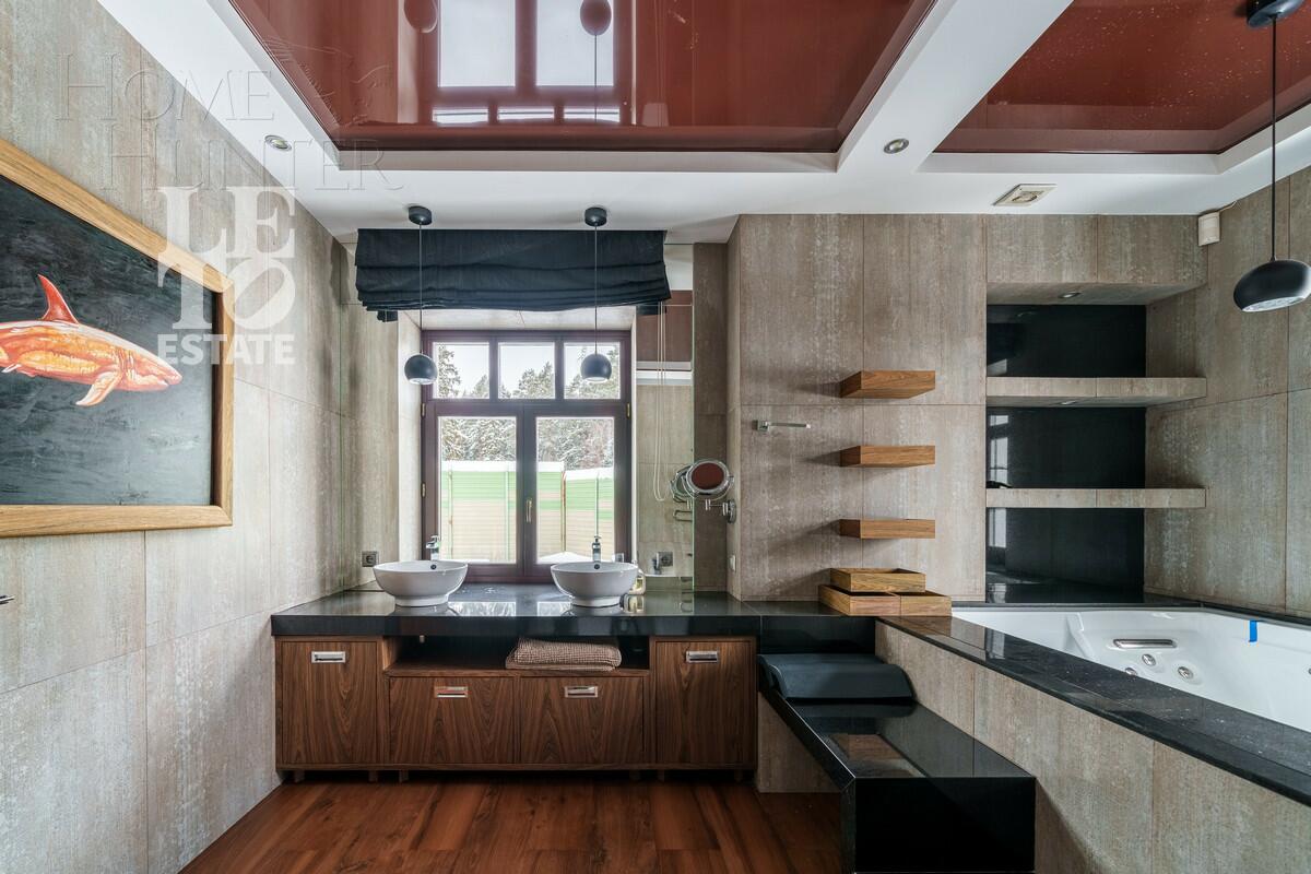 2-этажный коттедж 680 м² с отделкой