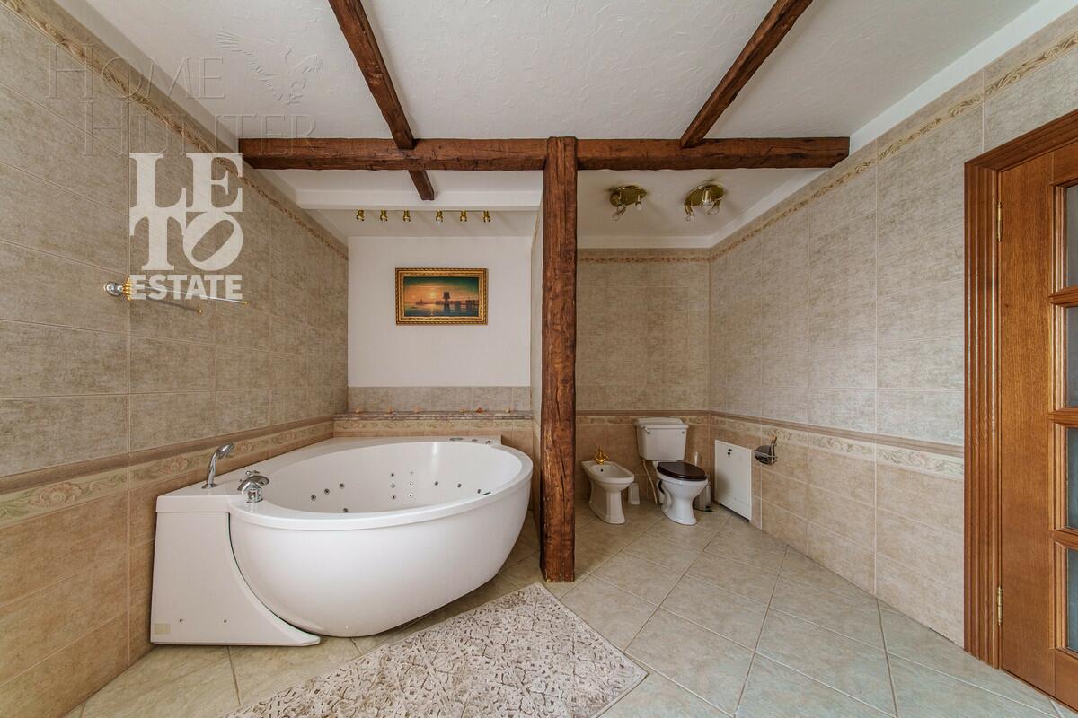 3-этажный коттедж 475 м² с отделкой