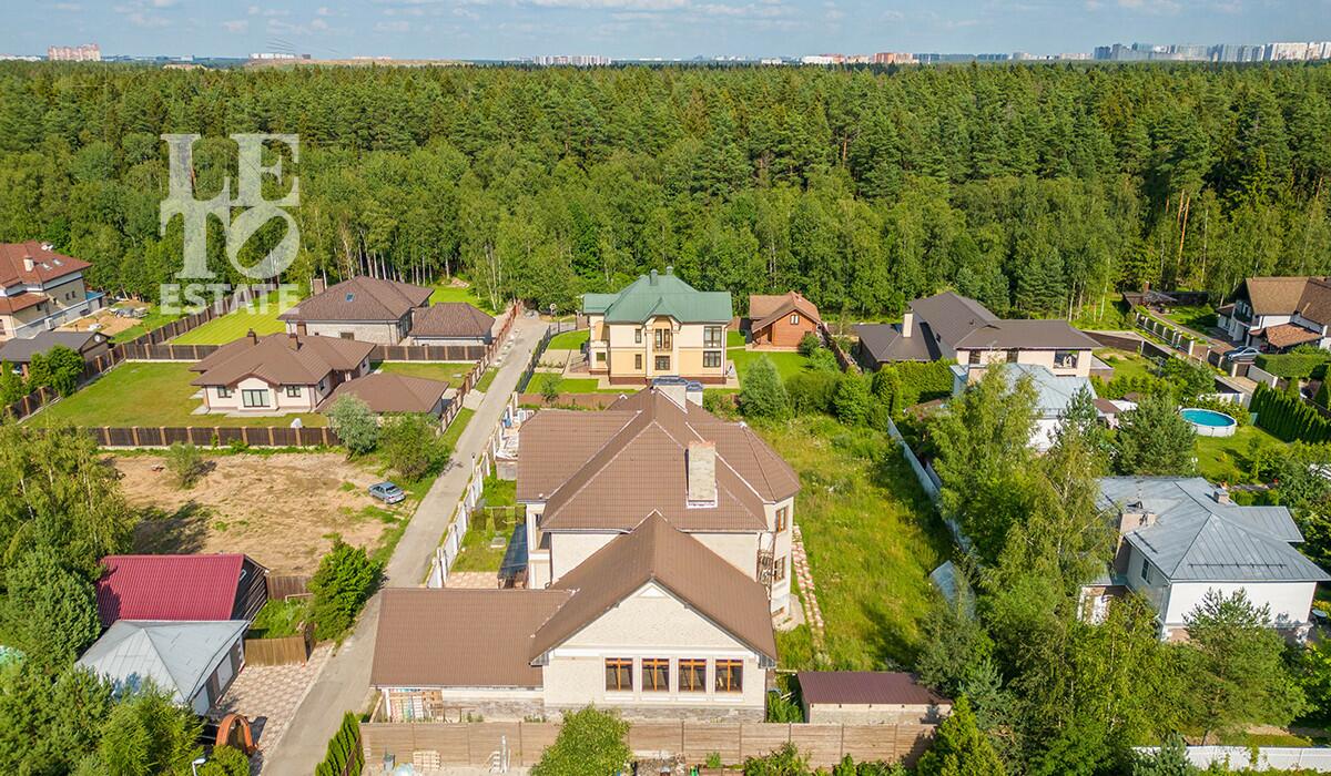 2-этажный коттедж 1 028 м² с отделкой