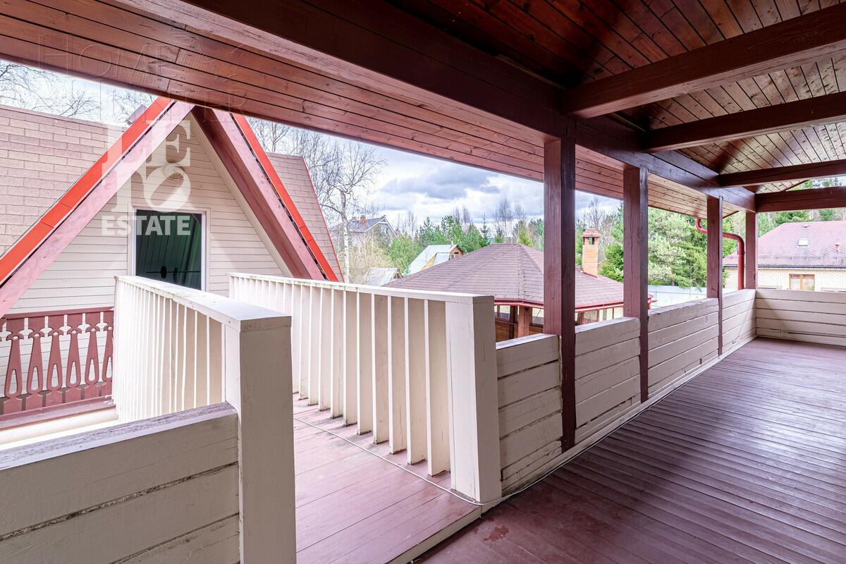 2-этажный коттедж 584 м² с отделкой