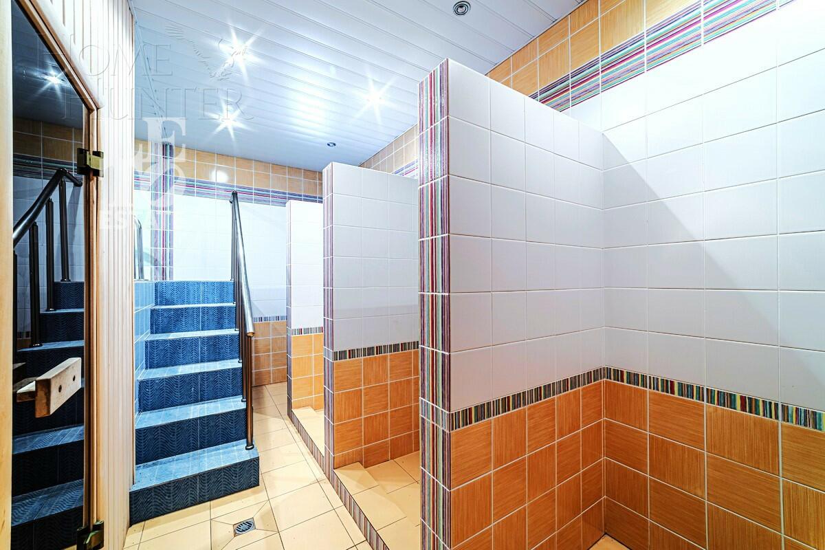 3-этажный коттедж 742 м² с отделкой