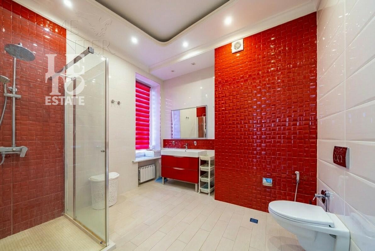 2-этажный коттедж 530 м² с отделкой