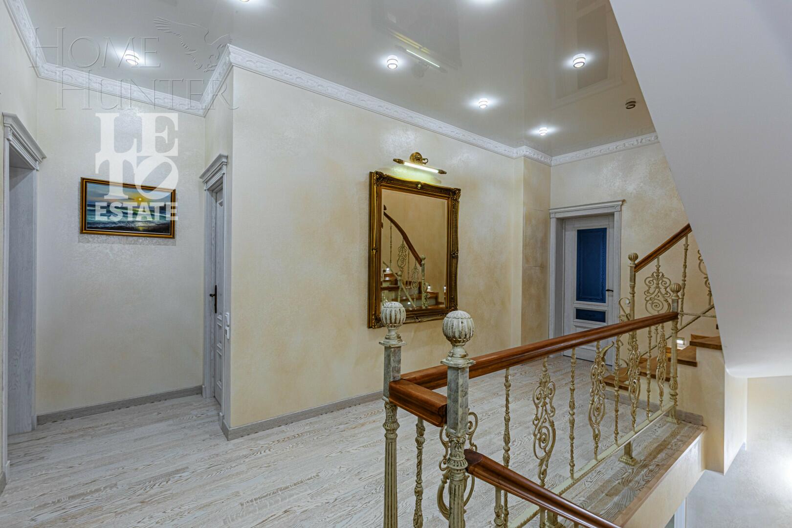 2-этажный таунхаус 251.7 м² с отделкой