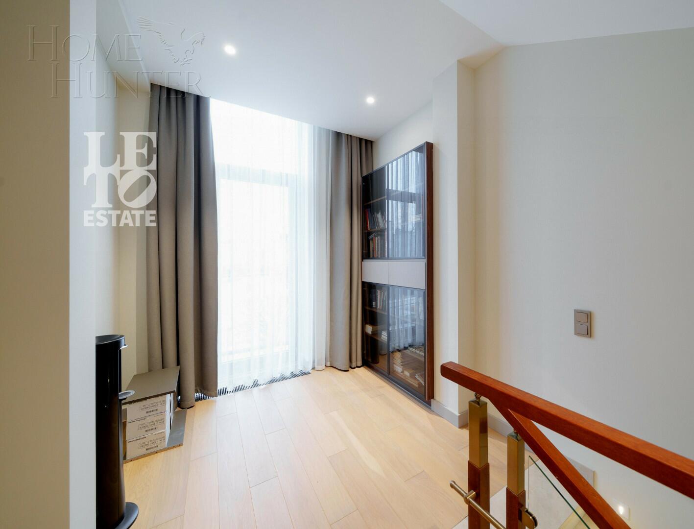 4-этажный таунхаус 278 м² с отделкой