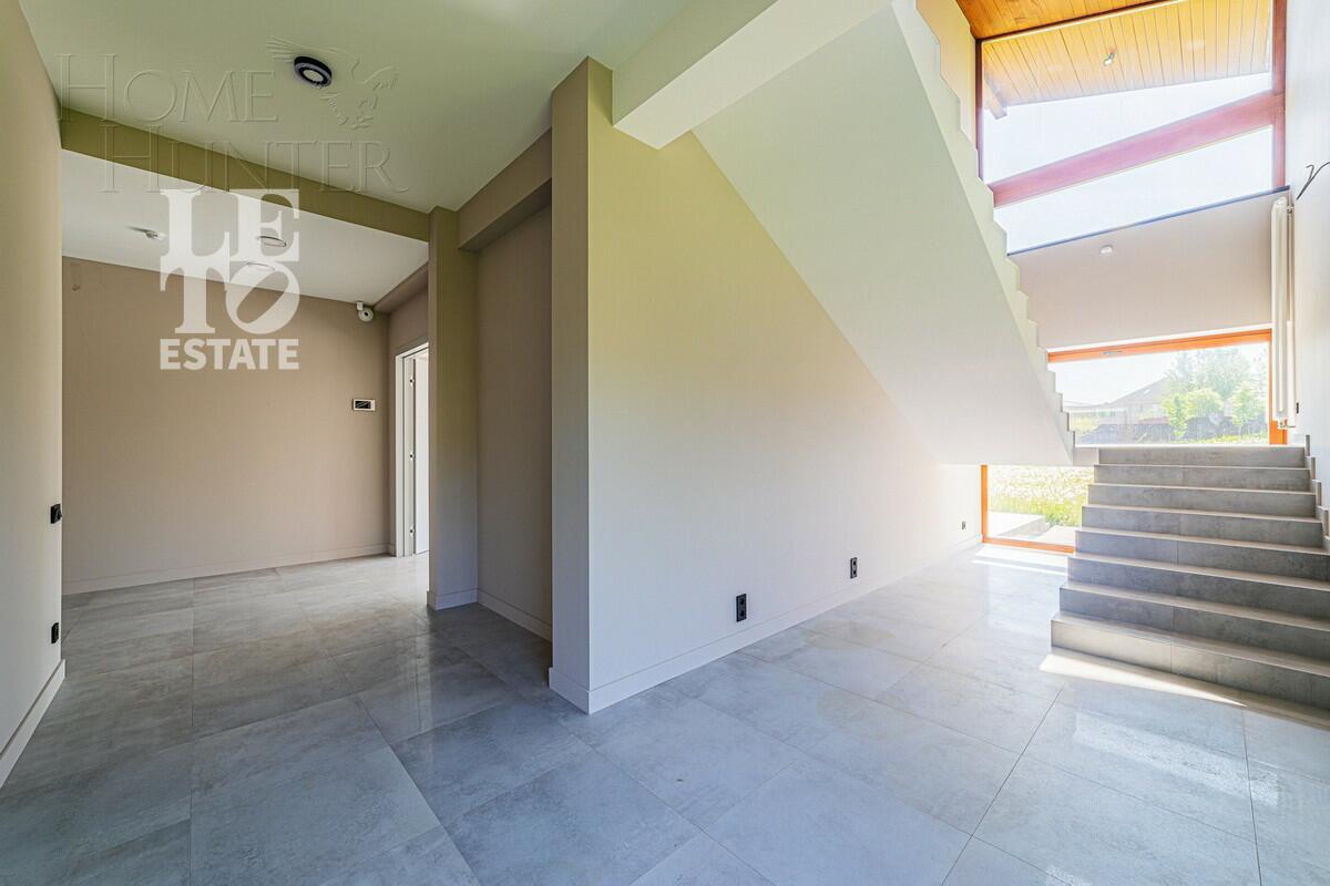 2-этажный коттедж 294 м² с отделкой