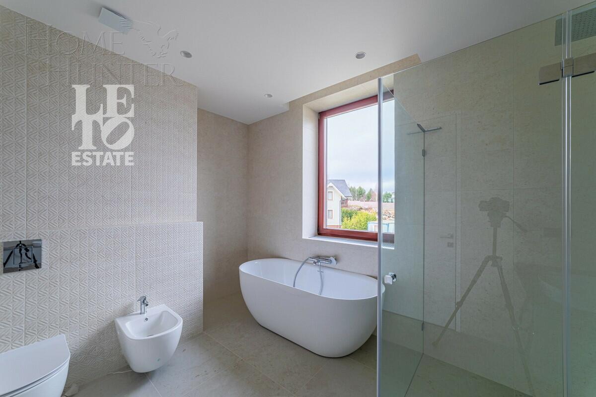 2-этажный коттедж 693 м² с отделкой