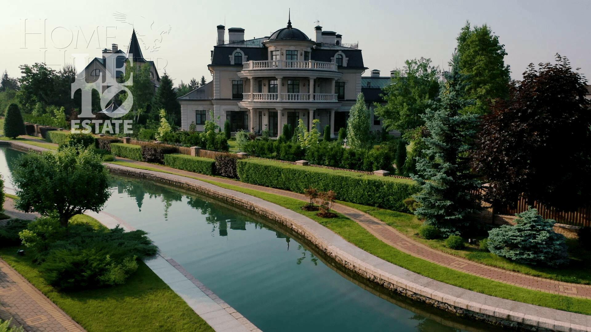 2-этажный коттедж 315.6 м² без отделки