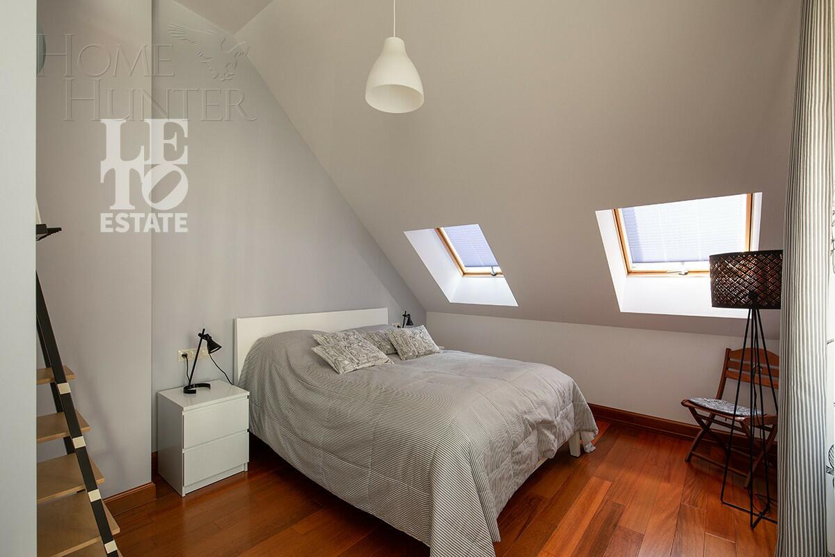 2-этажный коттедж 1 100 м² с отделкой