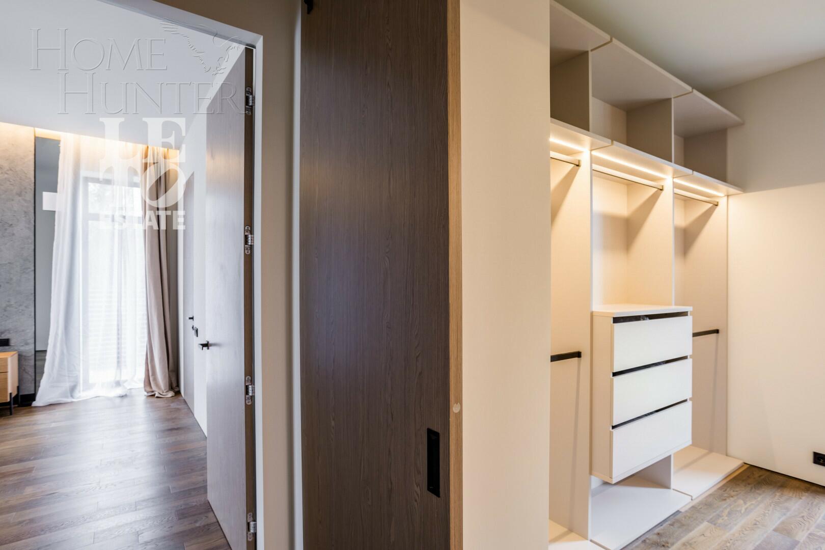 1-этажный коттедж 440 м² с отделкой