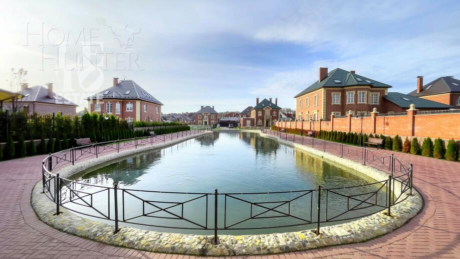 2-этажный коттедж 320 м² без отделки