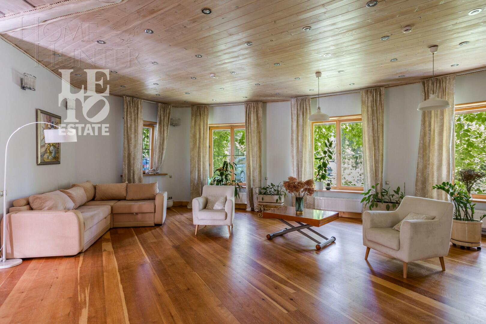 1-этажный коттедж 340 м² с отделкой