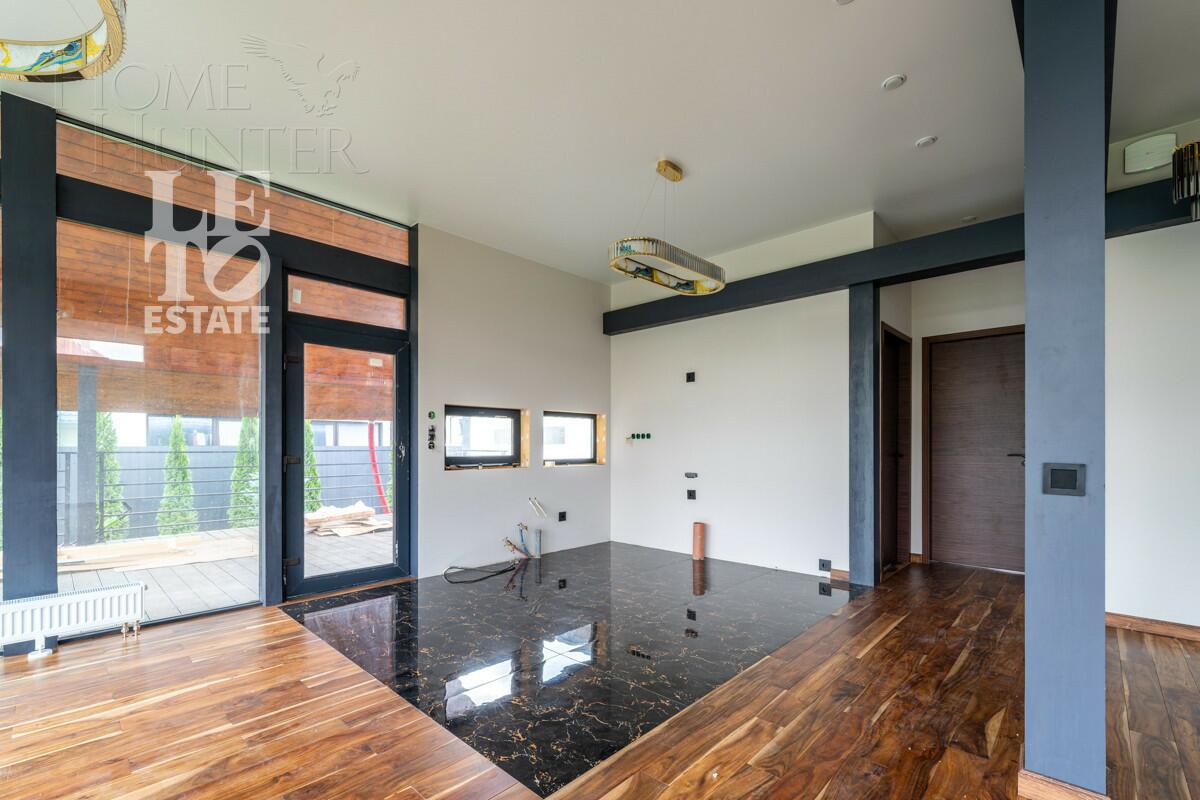 2-этажный коттедж 170 м² с отделкой