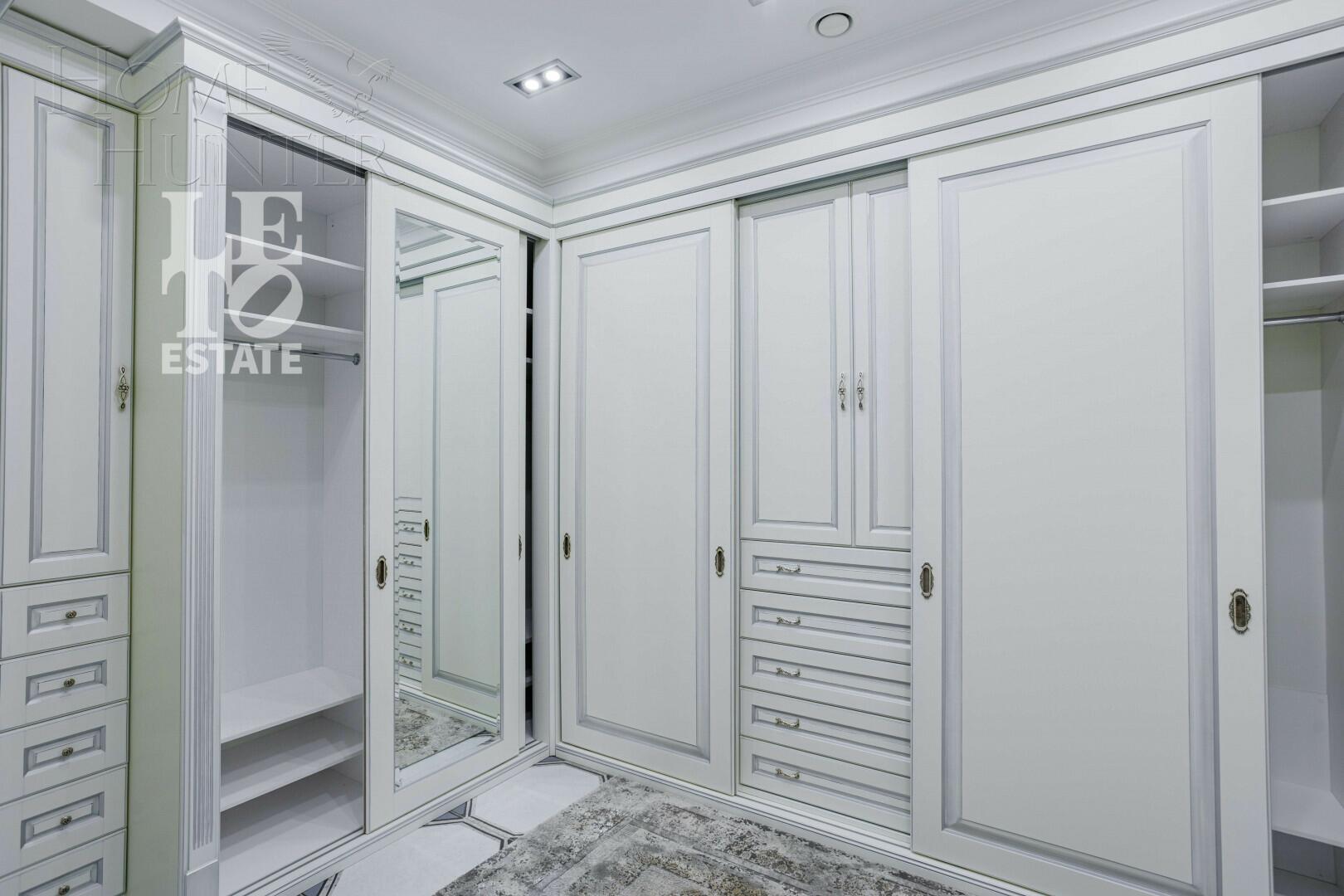 2-этажный таунхаус 430 м² с отделкой