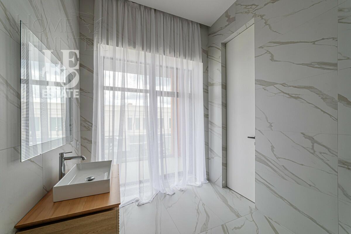 2-этажный коттедж 720 м² с отделкой