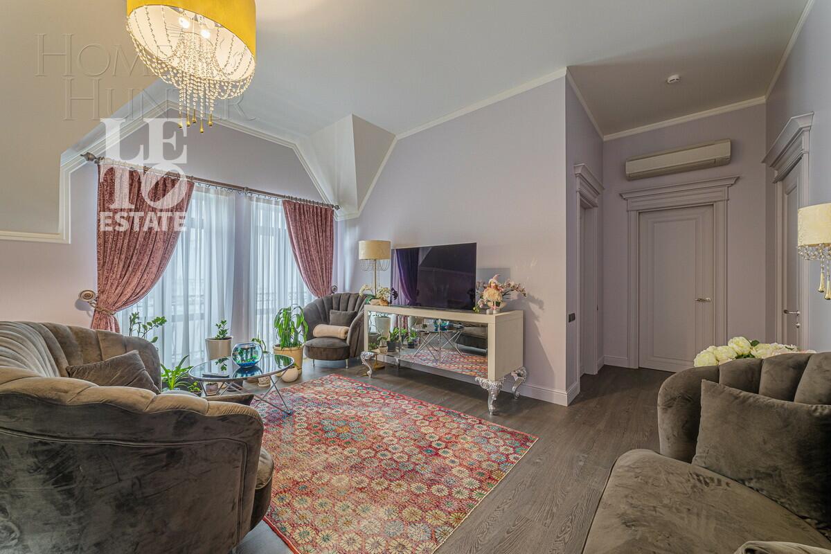 3-этажный коттедж 1 200 м² с отделкой