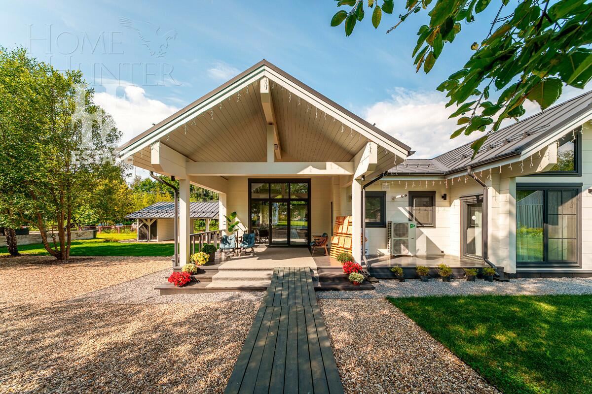 1-этажный коттедж 180 м² с отделкой