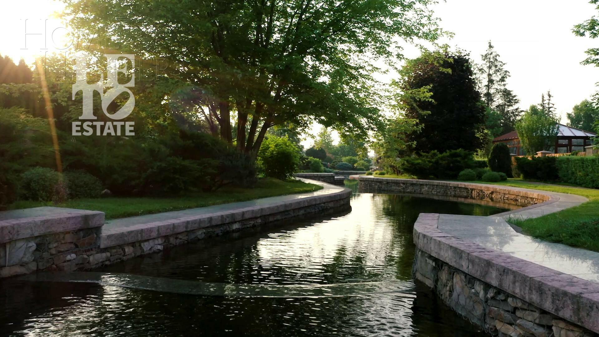 2-этажный коттедж 307 м² без отделки