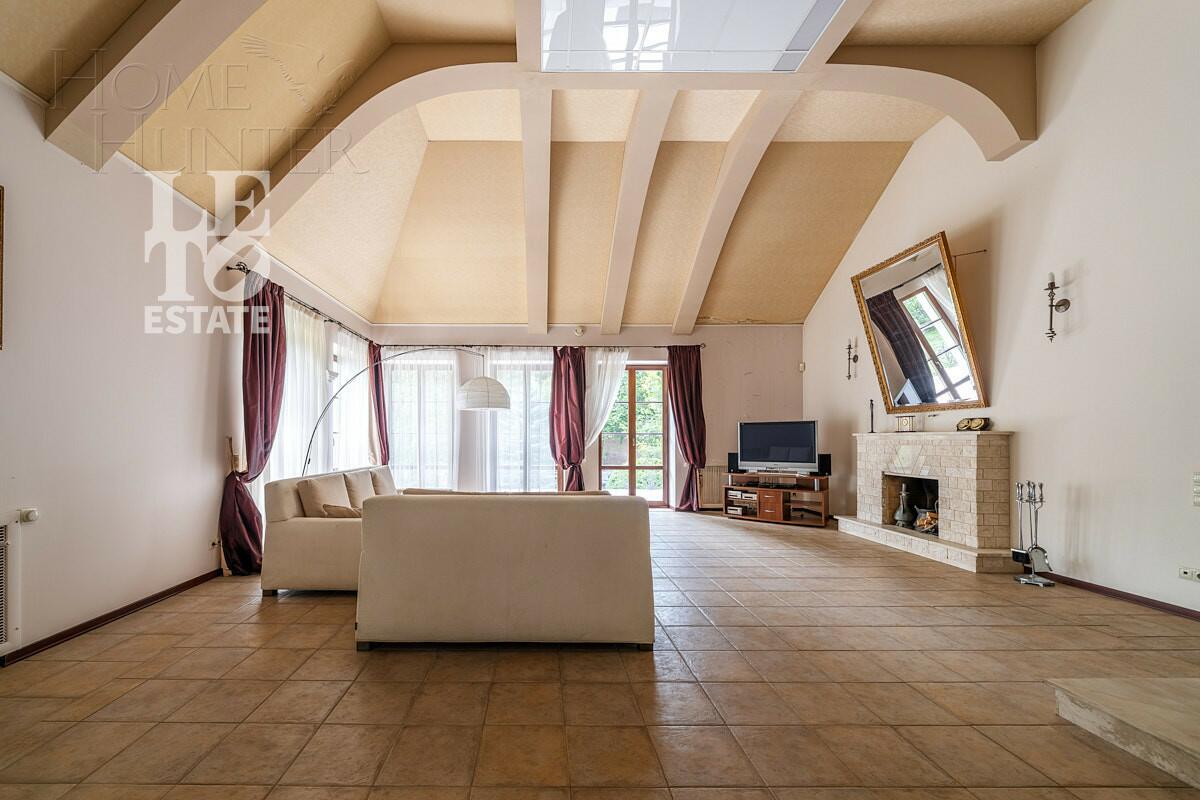 2-этажный коттедж 650 м² с отделкой