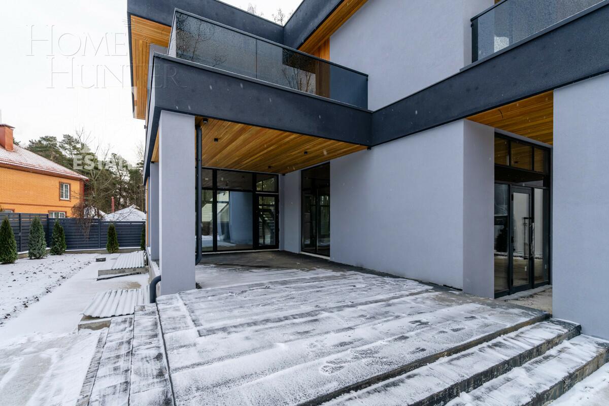 2-этажный коттедж 430 м² без отделки