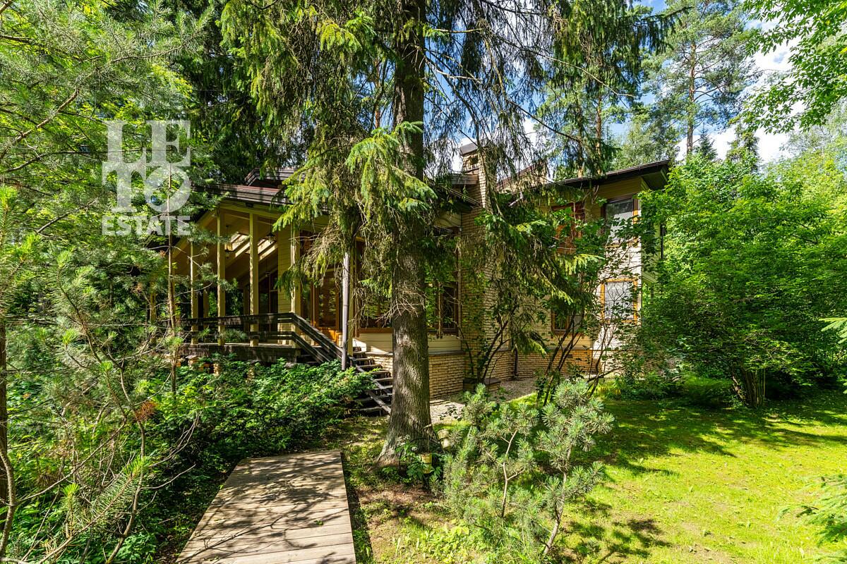 2-этажный коттедж 430 м² с отделкой