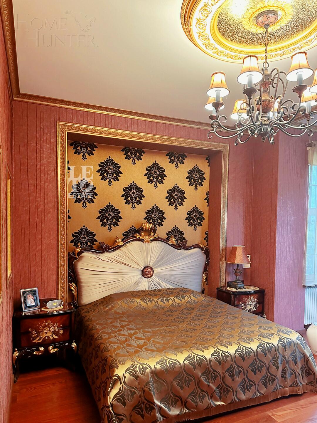 3-этажный таунхаус 293 м² с отделкой