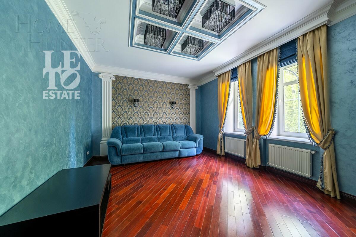 2-этажный коттедж 700 м² с отделкой