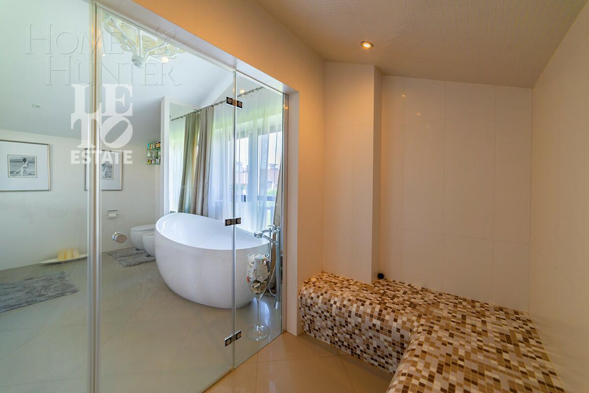 2-этажный коттедж 284.9 м² с отделкой