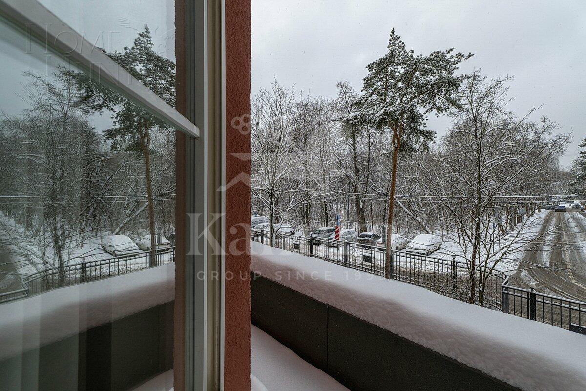 4-КОМН. КВАРТИРА С ОТДЕЛКОЙ 150 М² НА 2 ЭТАЖЕ