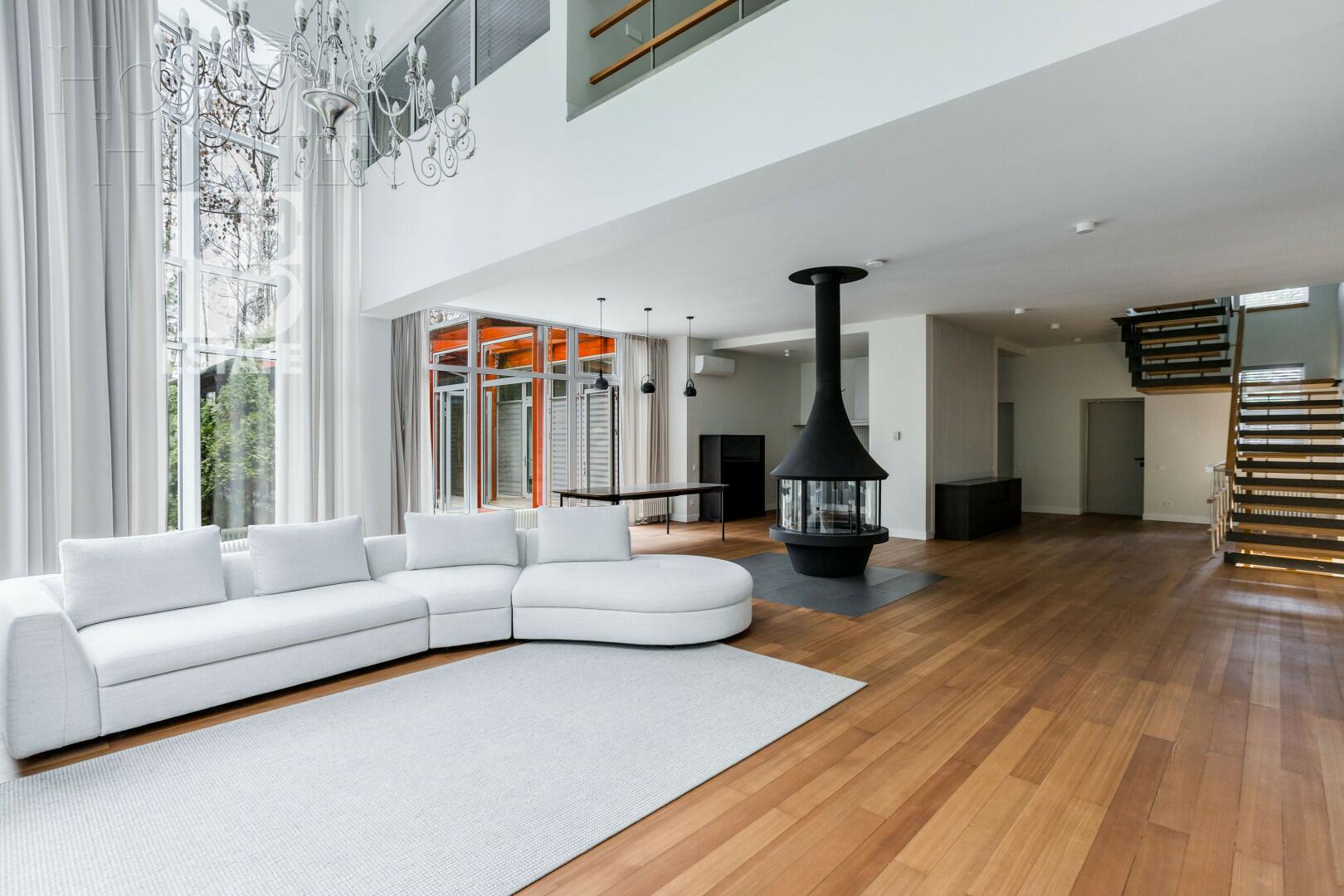 2-этажный коттедж 711 м² с отделкой