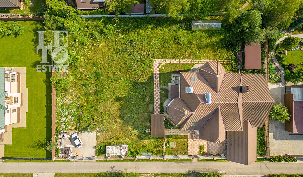 2-этажный коттедж 1 028 м² с отделкой