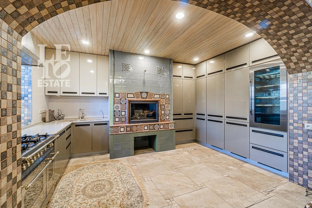 2-этажный коттедж 526 м² с отделкой