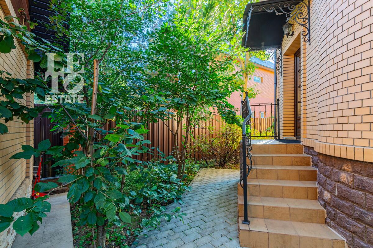 3-этажный коттедж 788 м² с отделкой