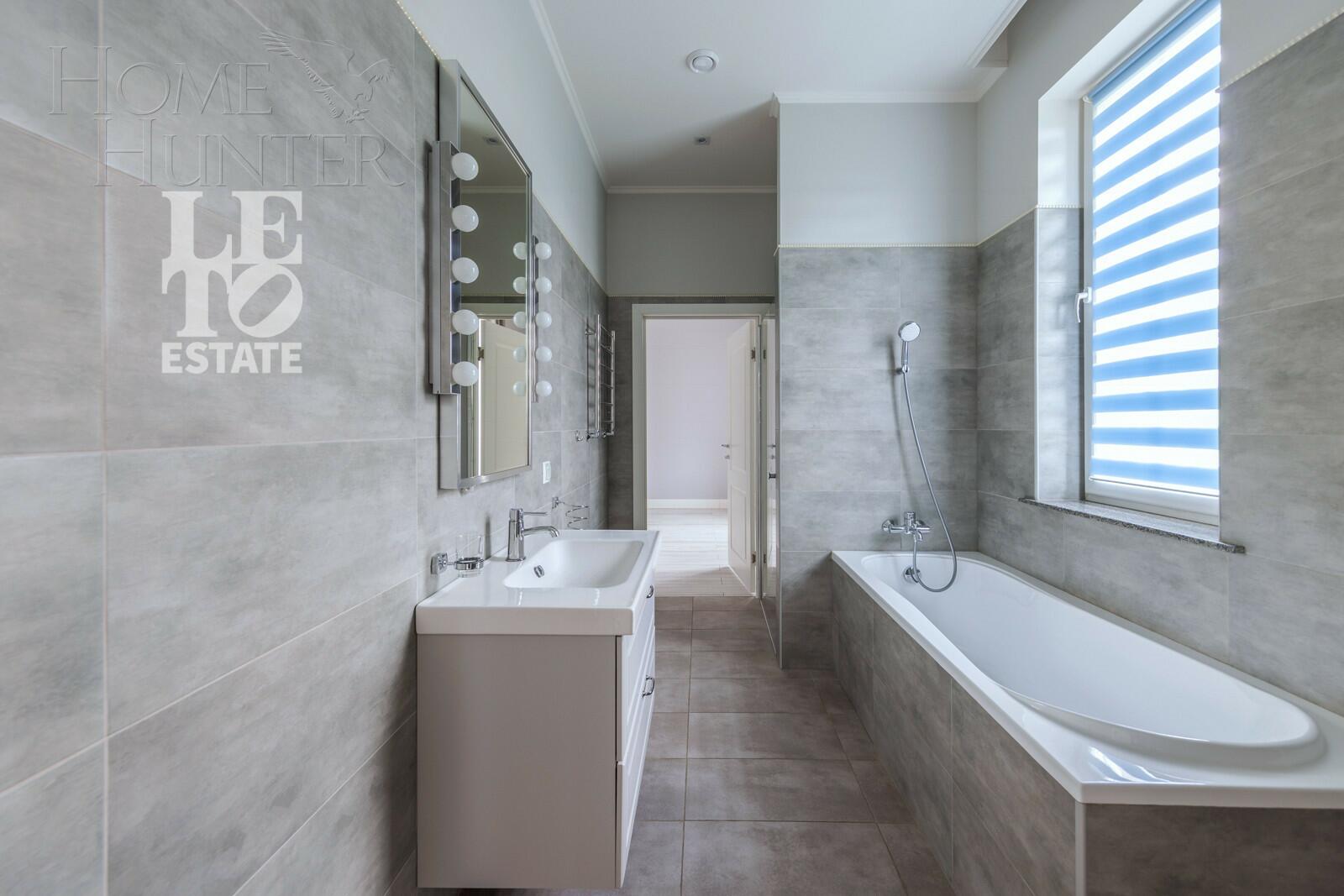 2-этажный коттедж 304 м² с отделкой