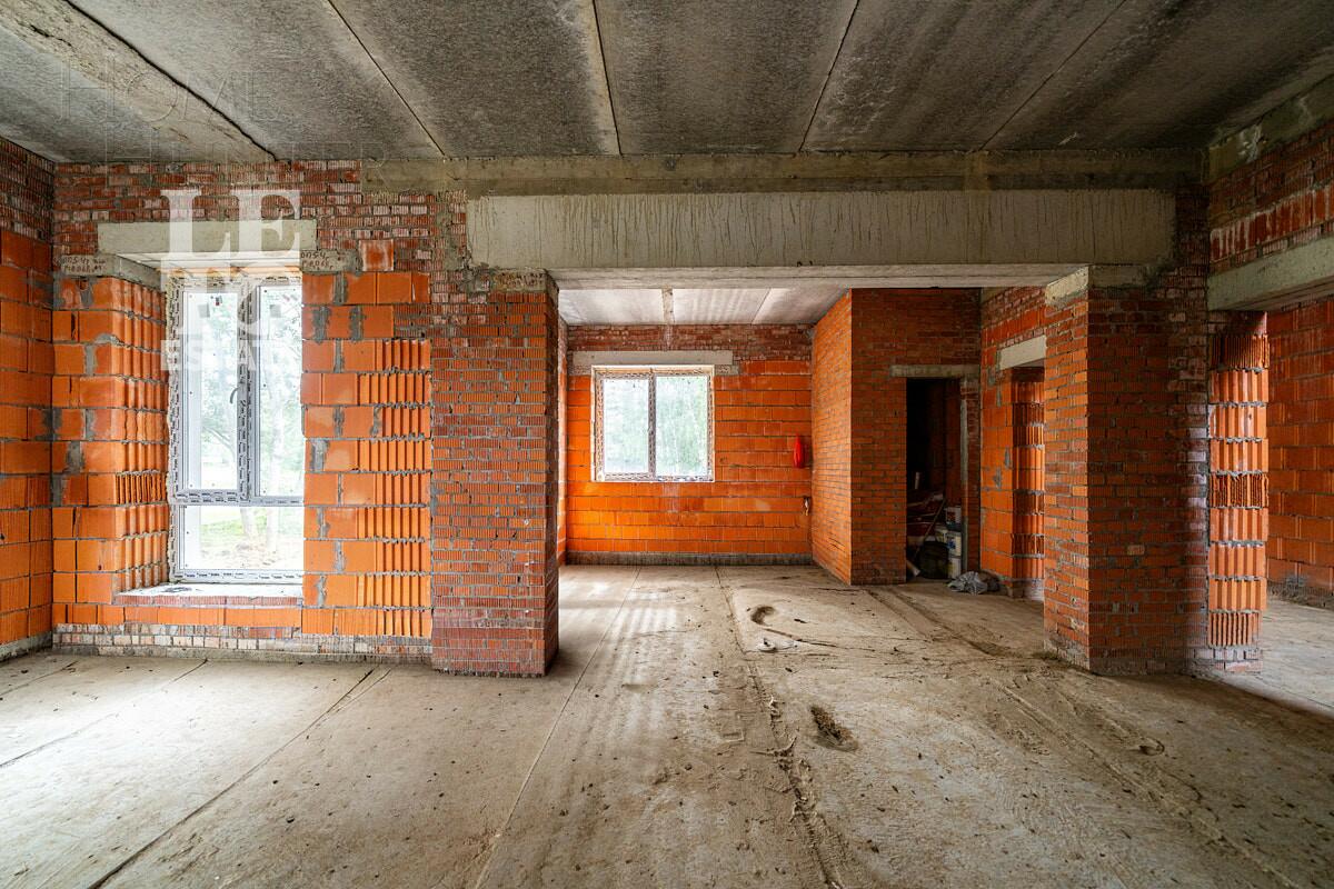 2-этажный коттедж 286.9 м² без отделки