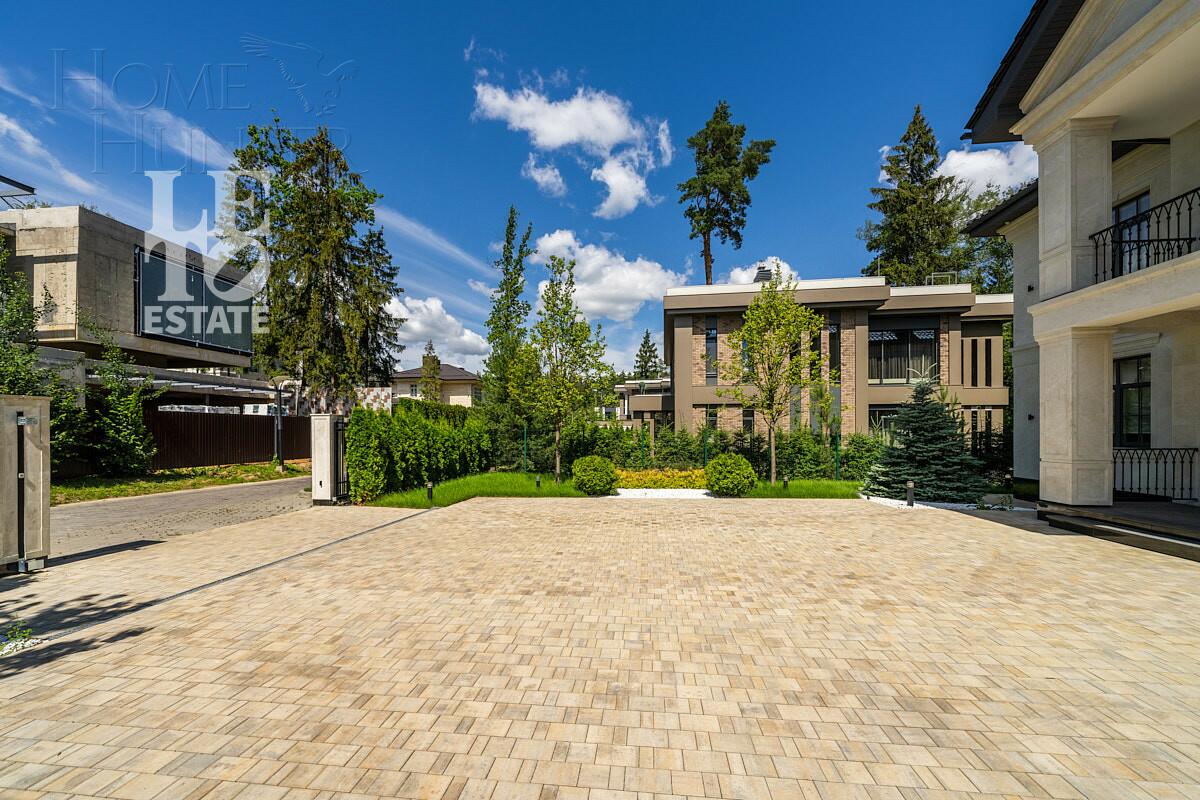 2-этажный коттедж 462 м² с отделкой