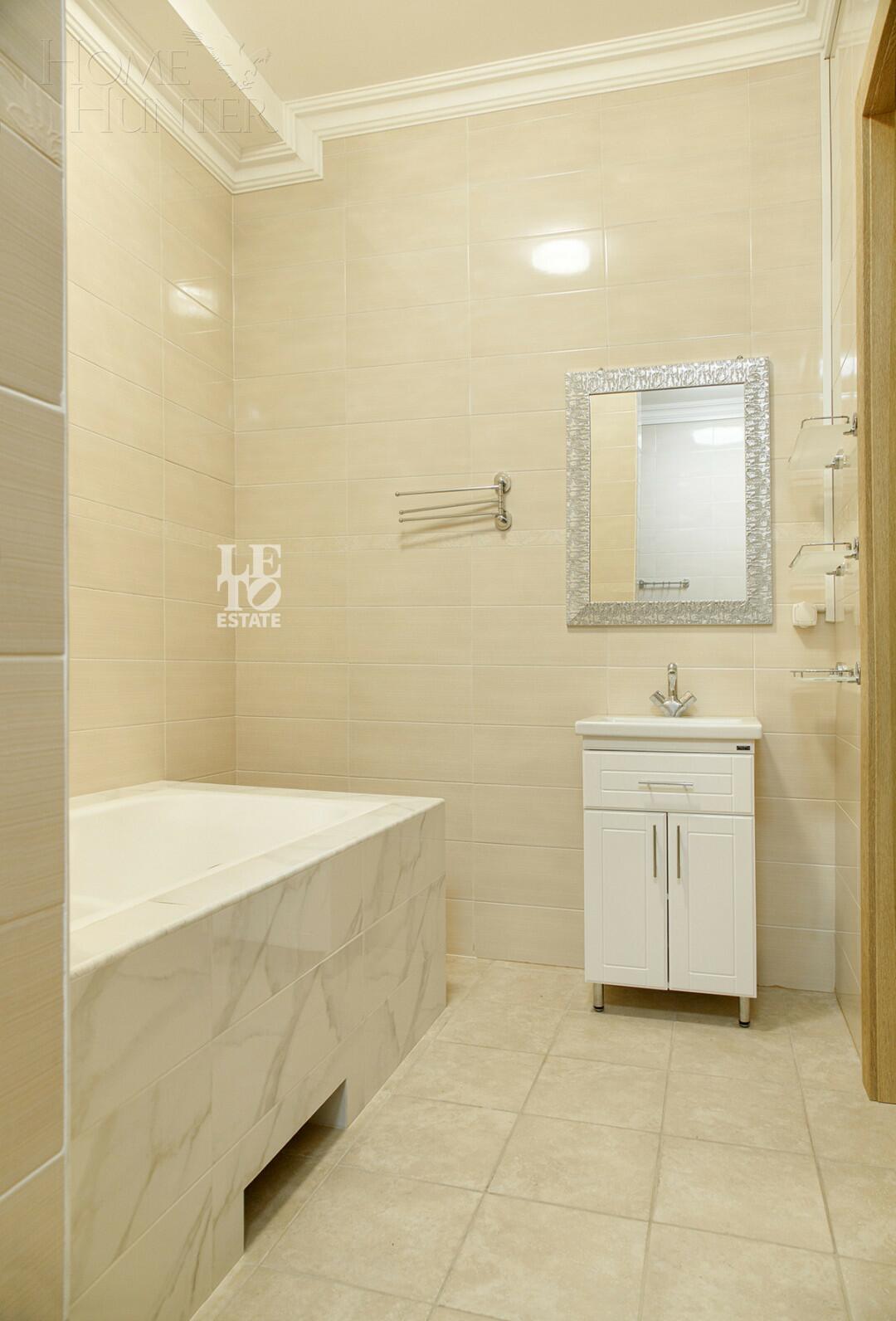 3-этажный таунхаус 264.6 м² с отделкой