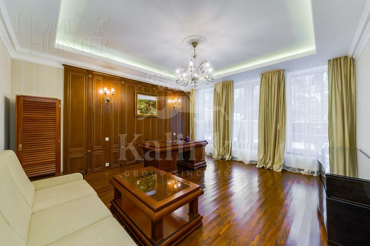 2-этажный таунхаус 720 м² с отделкой