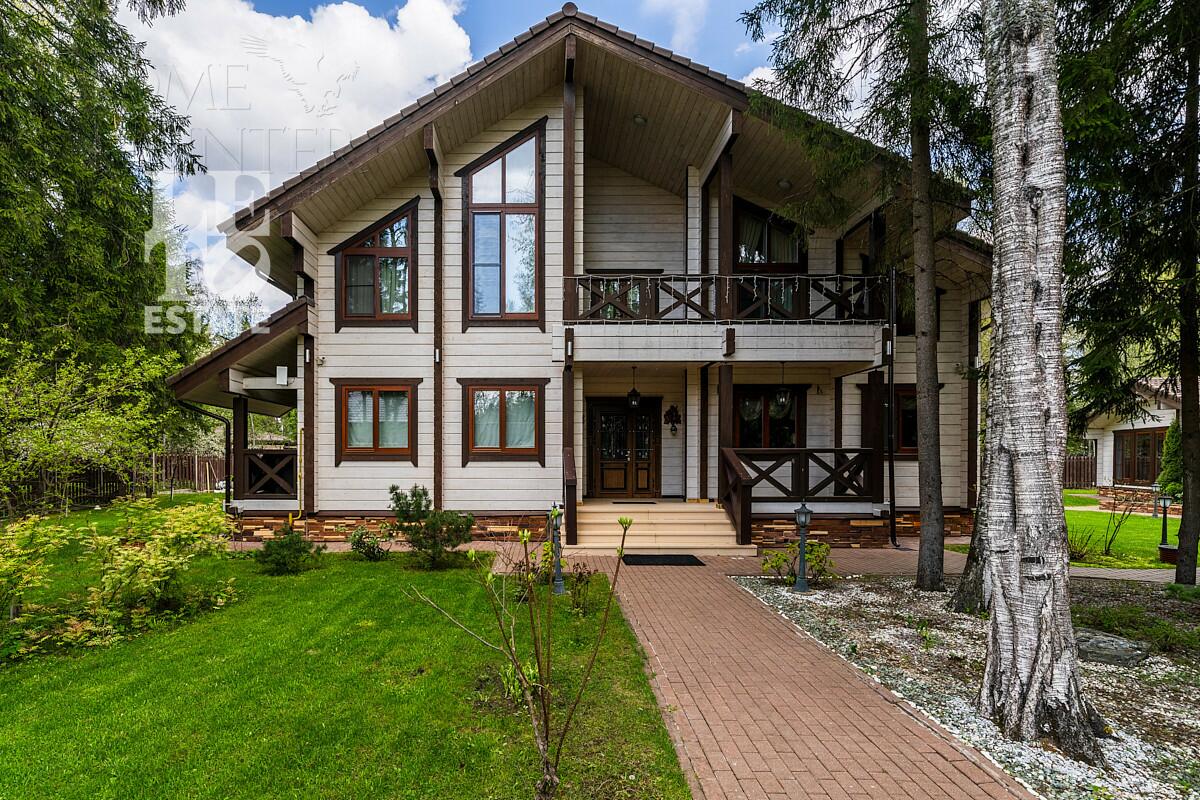 2-этажный коттедж 420 м² с отделкой