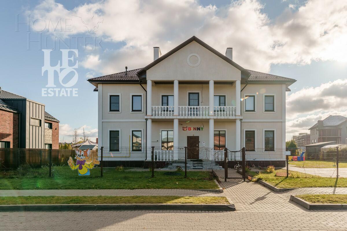 2-этажный коттедж 400 м² с отделкой