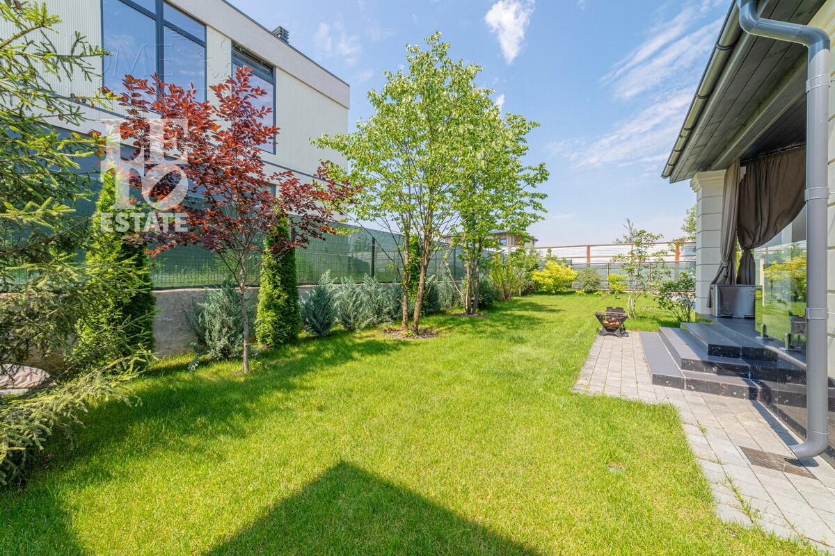 2-этажный коттедж 275 м² с отделкой