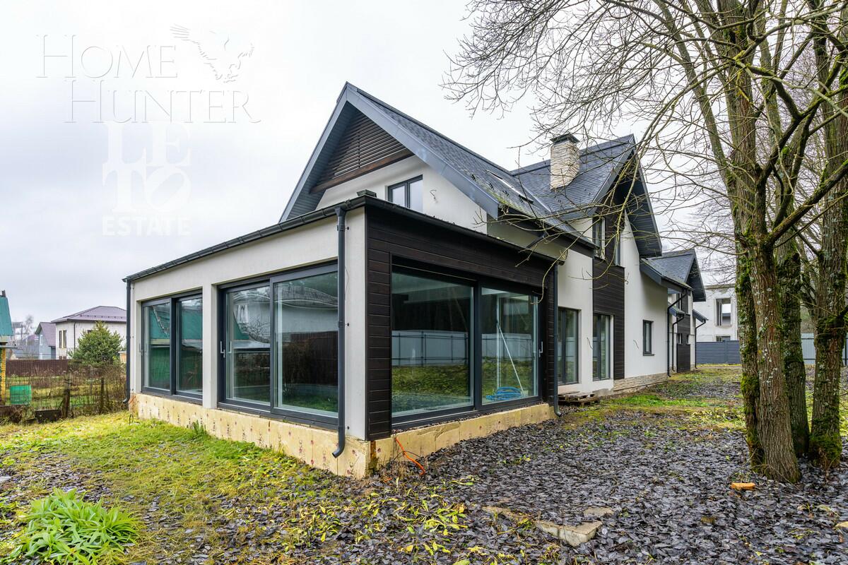 2-этажный коттедж 300 м² без отделки