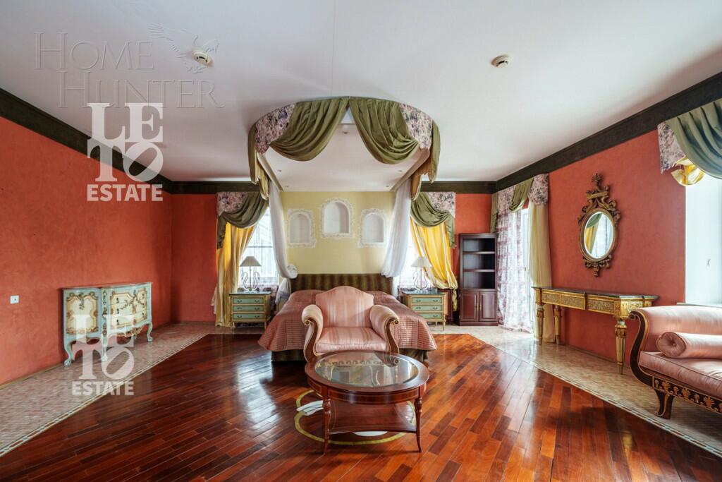 3-этажный коттедж 840 м² с отделкой