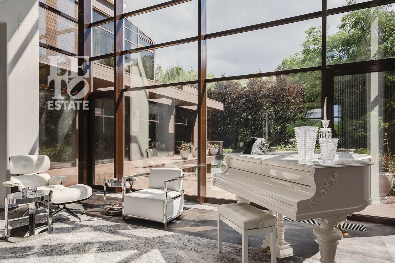 2-этажный коттедж 1 200 м² с отделкой